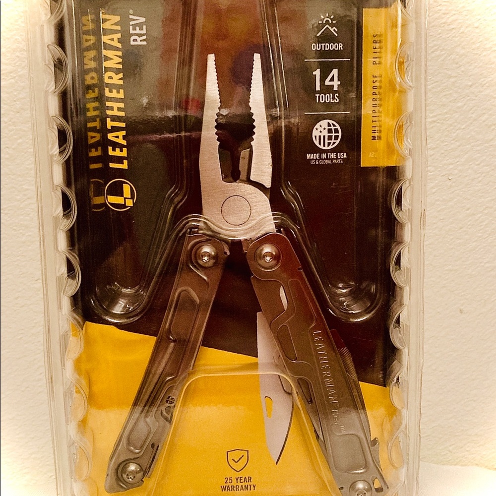 Leather man Rev 14 in1 multi-tool